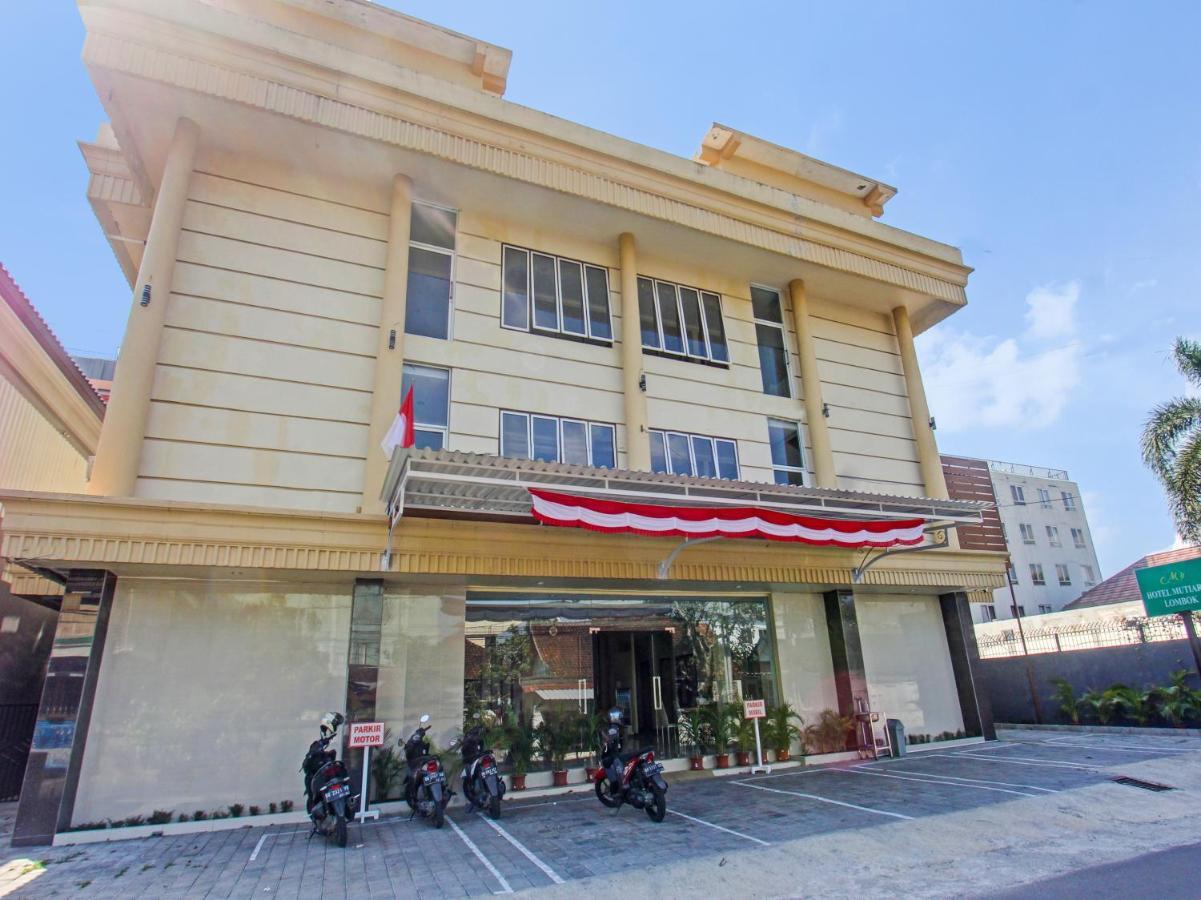 Oyo 91617 Hotel Mutiara Lombok Extérieur photo
