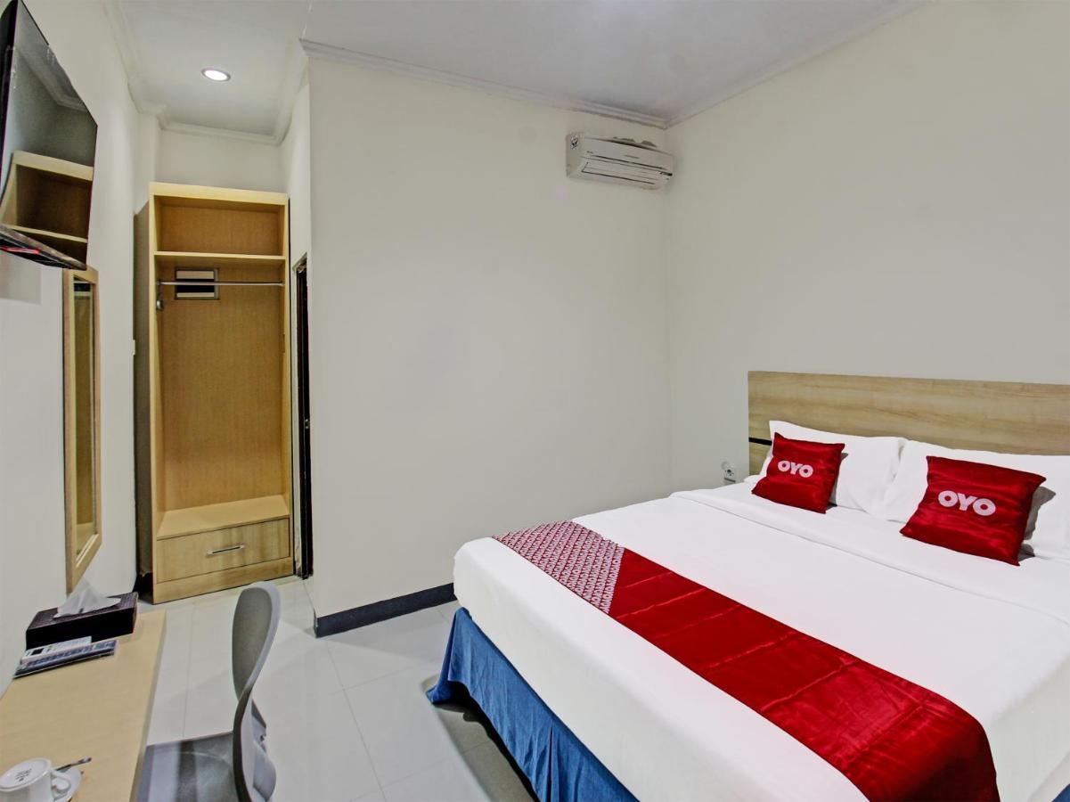 Oyo 91617 Hotel Mutiara Lombok Extérieur photo