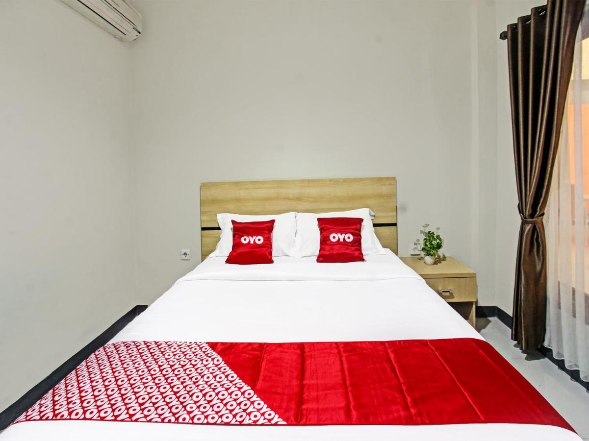 Oyo 91617 Hotel Mutiara Lombok Extérieur photo
