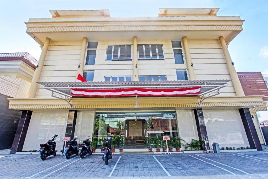 Oyo 91617 Hotel Mutiara Lombok Extérieur photo